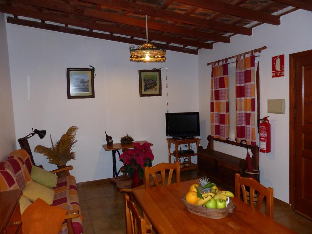 弗龙特拉 Casa Guinea旅馆 外观 照片