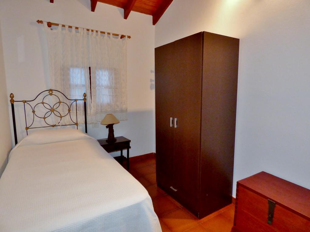 弗龙特拉 Casa Guinea旅馆 外观 照片